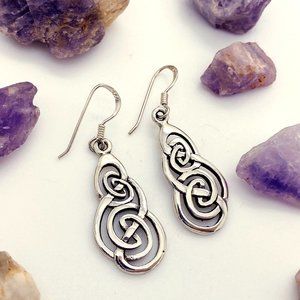 NIB Sterling Silver Celtic Knot Dangle Earrings